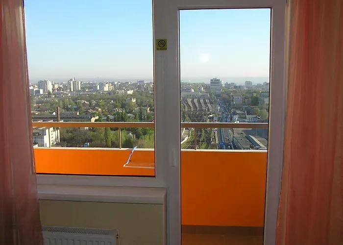 Orange Guest Aparthotel Odesa