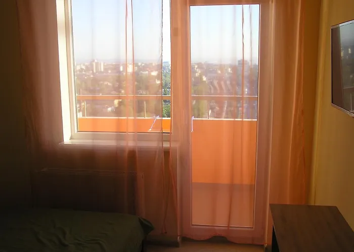 Orange Guest Apartahotel